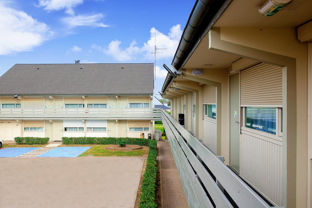 Hotel Campanile Bourges Nord - Saint-Doulchard Exterior foto