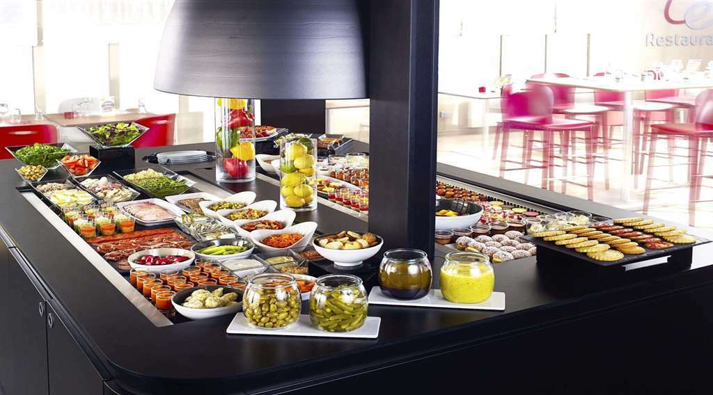 Hotel Campanile Bourges Nord - Saint-Doulchard Restaurant foto